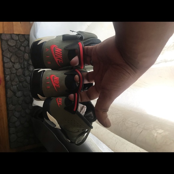 Travis Scott Air Jordan 6🔥🔥 Family Affair😎 - Picture 3 of 3